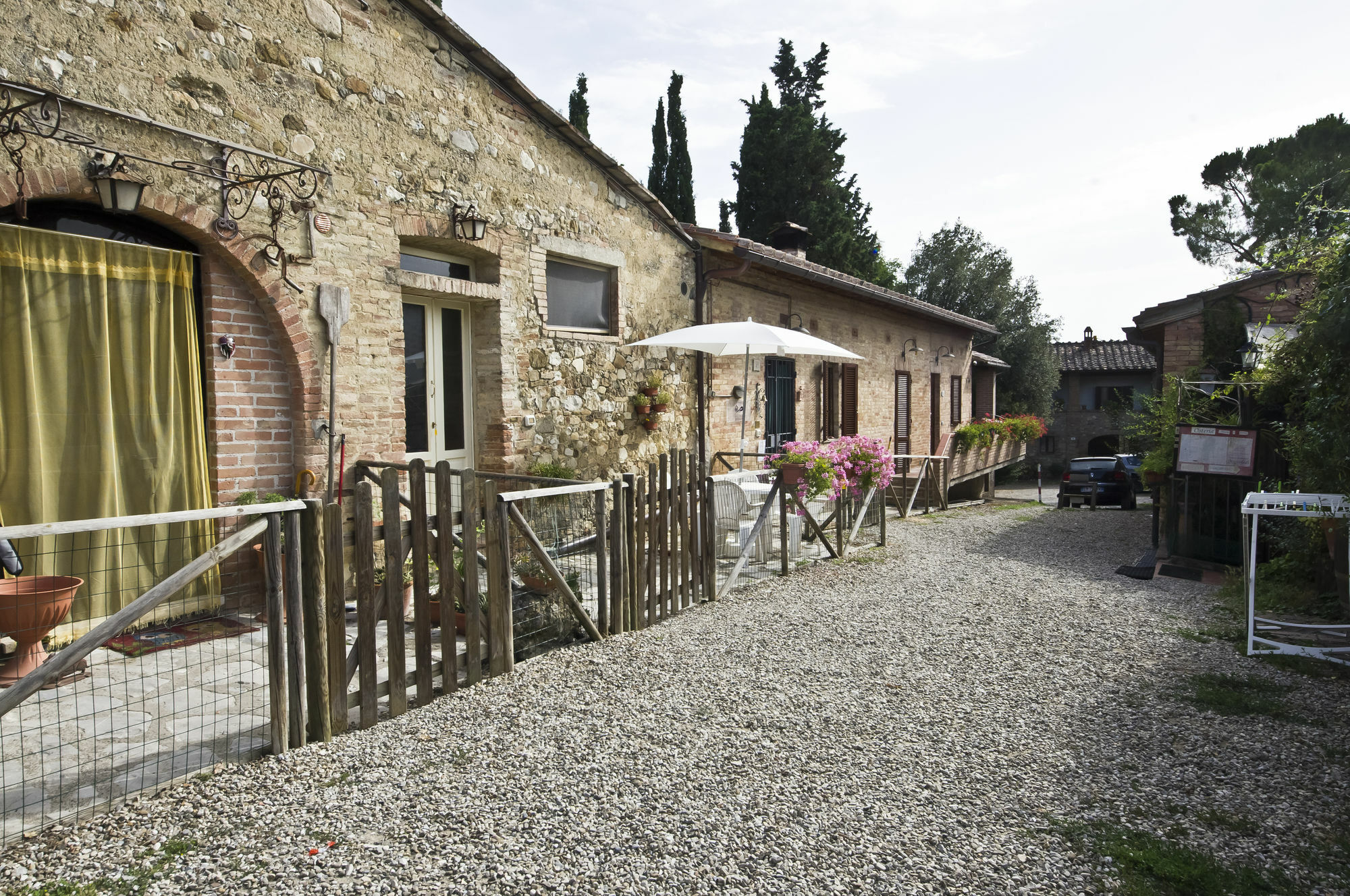 Agriturismo La Magione Quercegrossa Eksteriør bilde